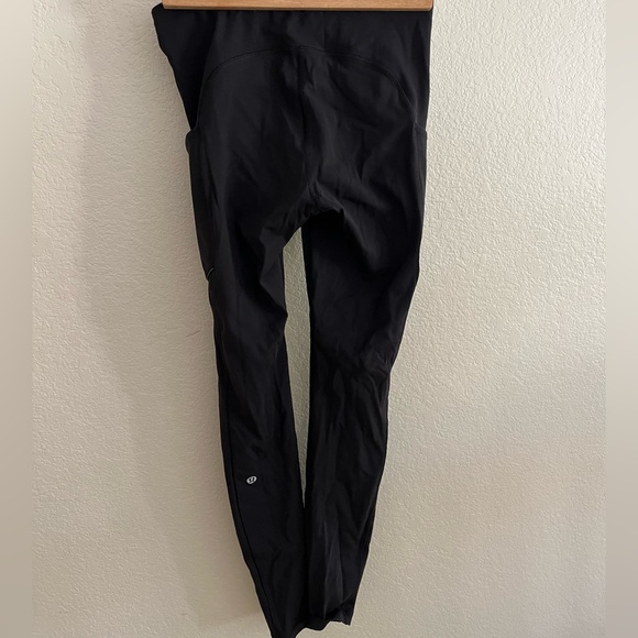 Lululemon black legging with side pockets. Size 4. 7/8 length. 27” inseam. - Picture 3 of 4